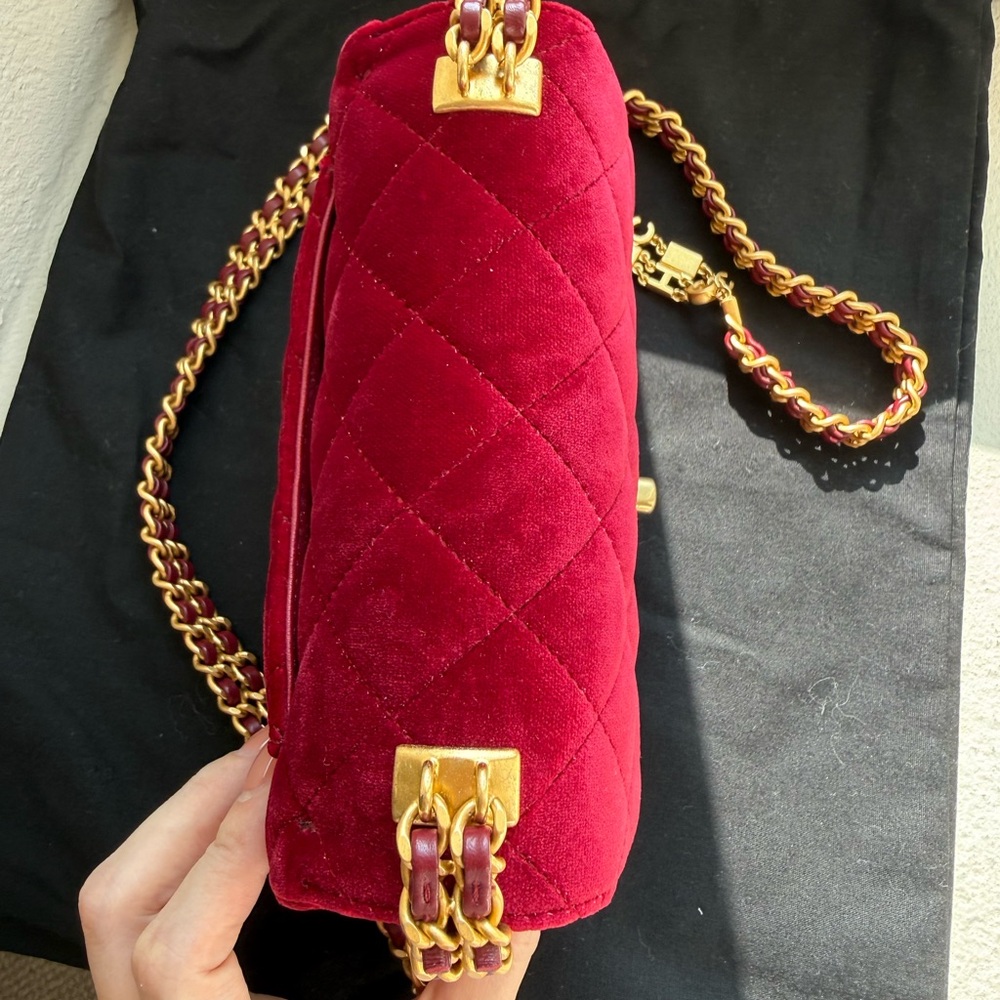 Chanel Burgundy Quilted Velvet Flap Bag - Picture 4 of 16